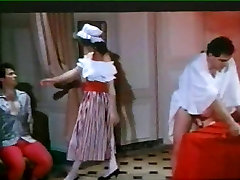 Debauches anales pour jeunes pucelles debutantes 1985