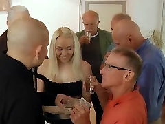 Sexy cartoni se Teen Hardcore Gangbang Fuck In Old And Young