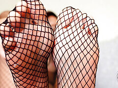 Drooling foot bitch for fishnet feet Drooling foot bitch for fishnet feet