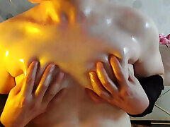 Cumming with an Oil Massage