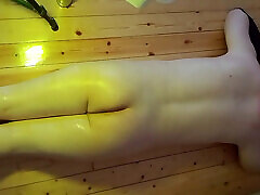 Masturbating without Hands on Oiled Cock