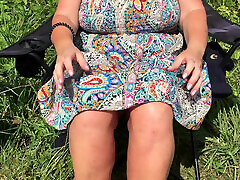 Mrs Mature Feet with her boobs and pussy out in the sun Mrs Mature Feet with her boobs and pussy out in the sun