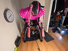 Sissy hisap kontor telan Escapes Chair Self Bondage Early