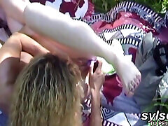 The young foodie swallows my strap-on