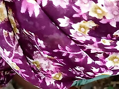 The sister-in-law of the beautiful principle and teacher fucking students is squeaking her ass in the open forest with all her clothes off.