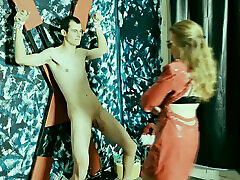 Ballbusting competition 754