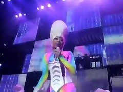 Nicki Minaj with dildo