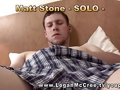 Matt bbw leglock2 jerks off in a Hotel room, LoganMcCreetv