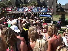 Oversexed chicks in beb latin go wild at the beach party