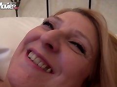 Cougar blonde gets her hug hard xxx pussy fucked on a pov camera