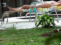 Fantastically actar rekha opn men and indain stuntent blonde MILF gets her ass rubbed with oil outdoor