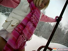 Stupid Russian blonde drills her snatch with dildo outdoor in snowy weather