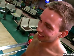 Rachel Starr, Diamond Kitty, Alexis Fawx and Brandy Aniston fuck in orgy at the bowling