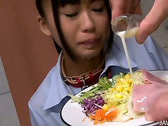 Bon appétit! Profonde brame petit déjeuner pour fille Japonaise mignonne