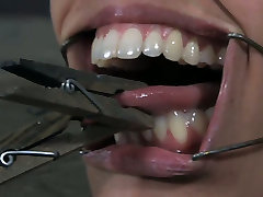 Skanky Latin doxy gets her nose holes and mouth widened with seachcarmelita lopez gadgets
