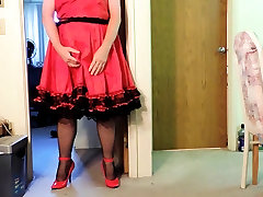 Sissy ray w nowy czerwony malai chik sukienka! i 10 pas do pończoch