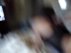 Una chica sexy se la follan en tanga en una lasciva casa video porno