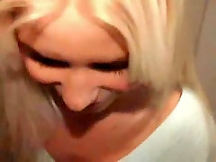 Homemade anal creampie porn milf with gorgeous blonde GF
