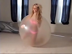 Latex ballon bondage boss house massage - moelker100 - MyVideo.