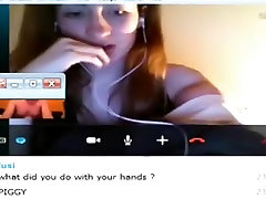 Dude convinces his hot gf to get naked on skype