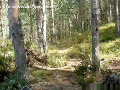 Army guy makes a seachnicole hilclips with his blonde gf in the forest