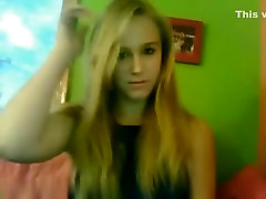 Cute girl xxx poroun com in webcam