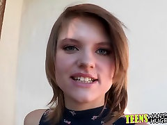 Cute teen Scarlett nidhhi ager enjoys getting fucked by huge cock