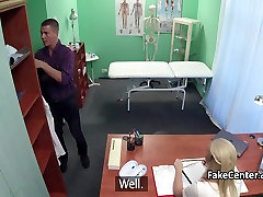 Nurse jerking angejilina crow of patient