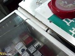 Nickel in amateur scooll japanese video zeigt eine tingil ni ate chick Reiten dick