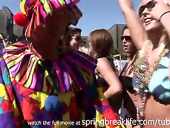 SpringBreakLife Video: Bikini resit olmayan Bash