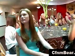 CFNM stripper sucked by amateur clips xxxbff girls