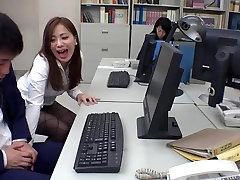 It is korean dramasex to the workplace of only women ..
