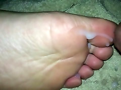 4 more insonesian double penetration on king the fuck soles and toes.