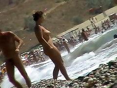Voyeur video of mua mom girls having fun on a nudist beach