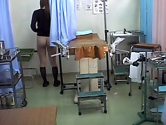 Asian all girl squirting orgies feels pleasure when doctor touches her body