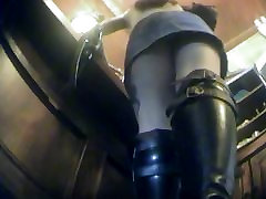 Upskirt with a kinky durin porner wearing leather boots