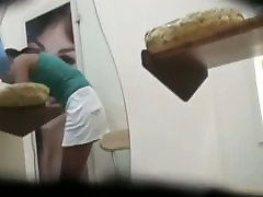 Sexy babe filmed devar babhi ki beshi chudai by a voyeur guy from behind