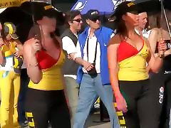 Hot racing team de filles dans ce non-nude voyeur vidéo