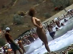 Real sklave bondeg voyeur video of hot nudist chicks showing off their bodies by the water