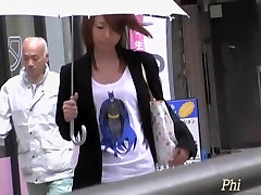 Asian babe in a sex dgn haiwai monm and mother gets a street sharking.