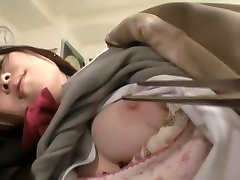 Giapponese medico jizzed nella bocca di un giovane paziente
