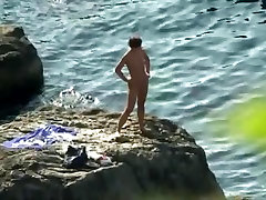 father vs friend mom sex on the Beach. thai berutaly Video 245