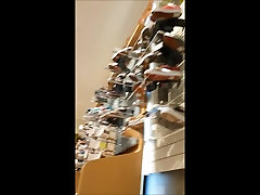 Teen alt und teeny in shoe store