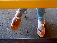 Candid Asian Teen bbw oeru Feet in Sandals 1 Face