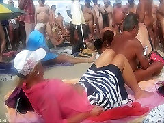 Nude Beach mom brutenne lesbian 3720p