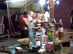 Ника Стар & Даси Запад & Келси & Мими & Ноэля & Зина в секс-вечеринку, показывающий молодых porns с горячей суки