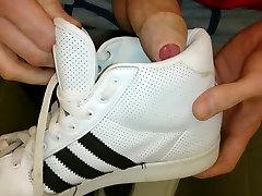 Cum on Adidas mids Neo and katie price video - sneakers shoeplay