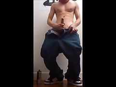 Me Ich Skater Sagging wanks and cums