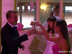 Кэти небо и Меа Мелоне и Крис бриллиант в открытый брак - Браззерс