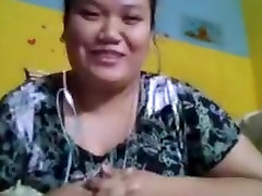Indonesian fatty girl doing cam giggles xxxx fr bf